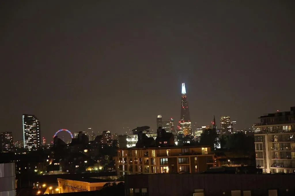 Greenwich Skyline Retreat - 2Bed Flat London 0*,